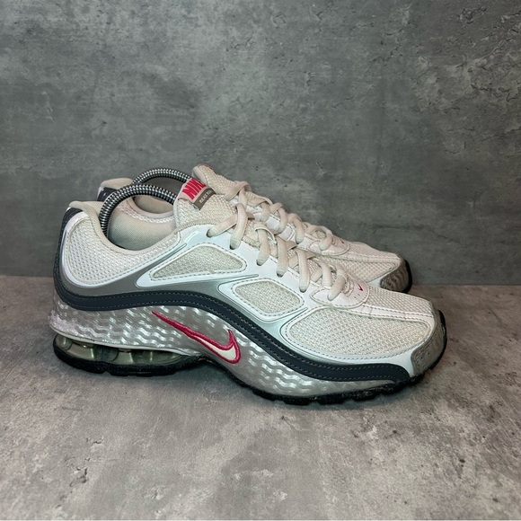 Nike Shoes - Nike Reax Run 5 Running Shoes 407987-116 Womens sz 7 - white/pink